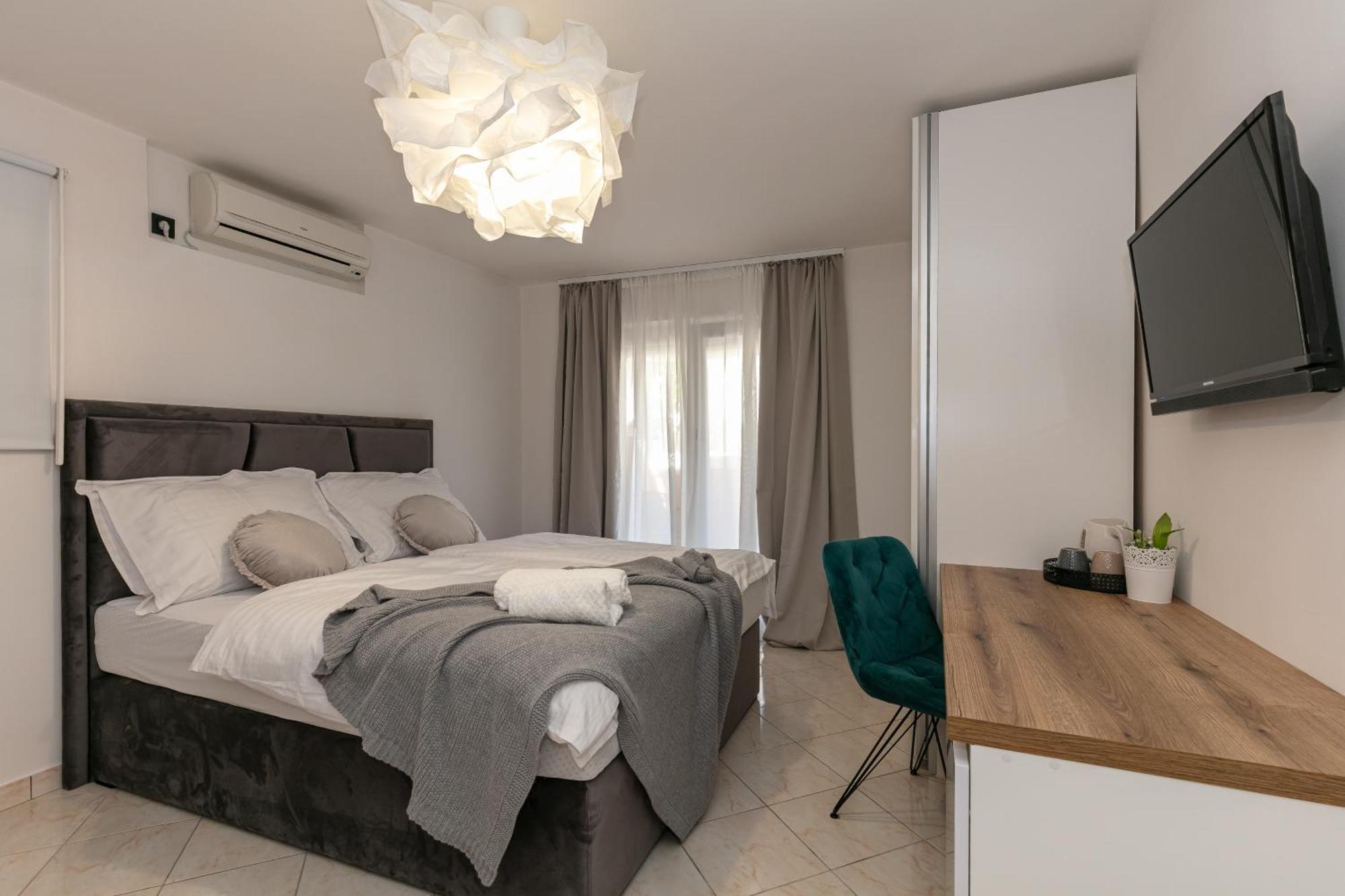 Pansion Gaspar Biograd Na Moru Luaran gambar