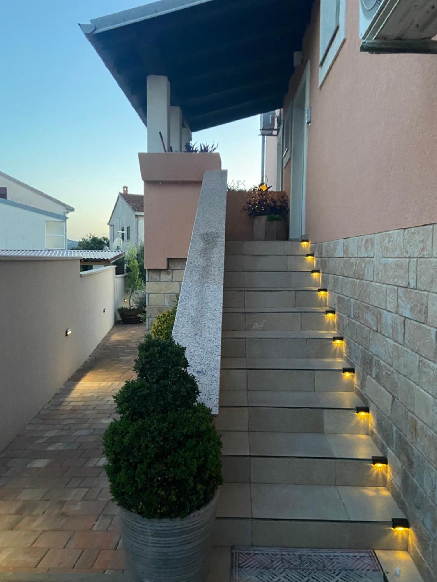 Pansion Gaspar Biograd Na Moru Luaran gambar